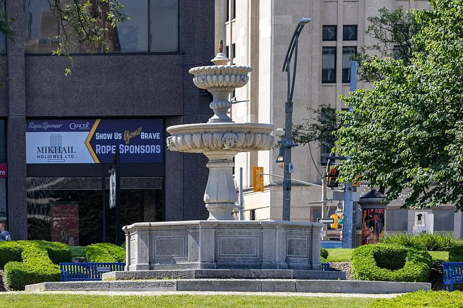 Fountain beside the Windsor riverfront, Ontario